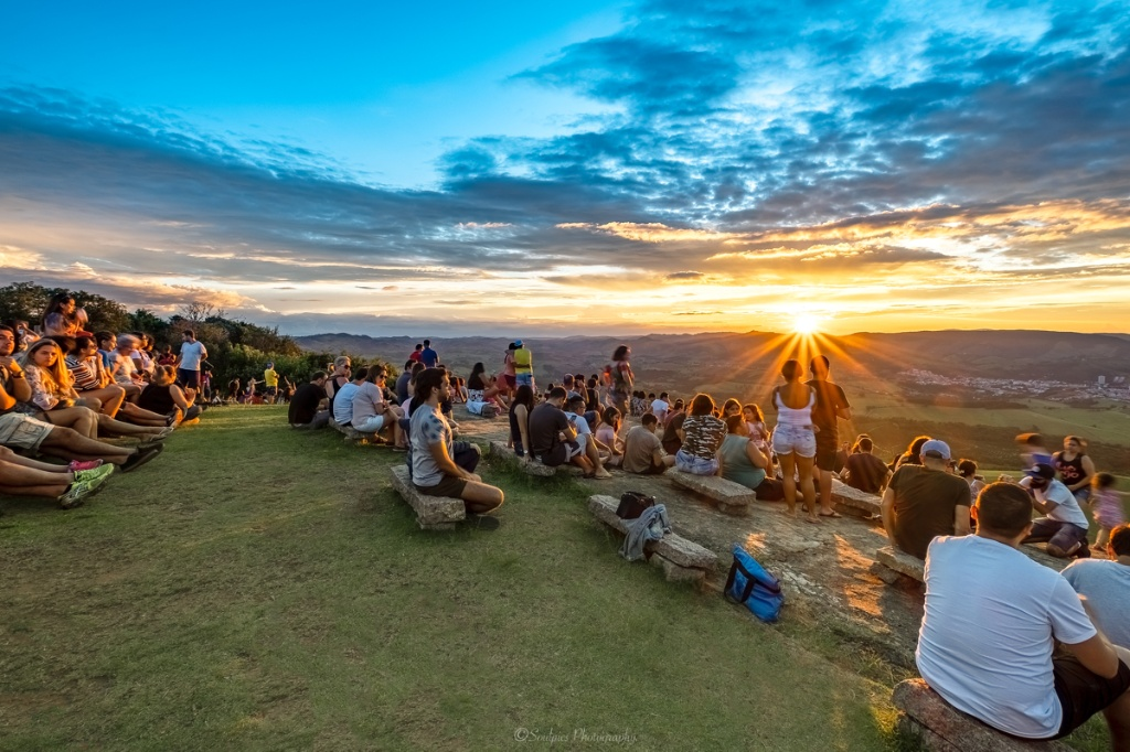 Pôr do sol visto do mirante em Socorro SP